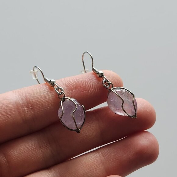 Purple crystal silver fairy elf earrings ✦ translucent gem dangle earrings ✦ - Picture 5 of 7